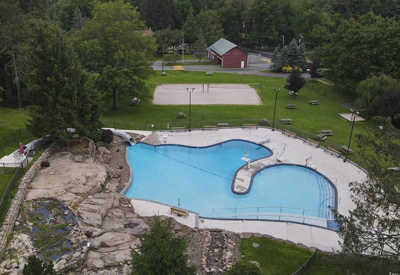 Villa Indoor Pool, Firepit, Self Check-in, Bbq, Free Amenities, King Bed, Full Kitchen *